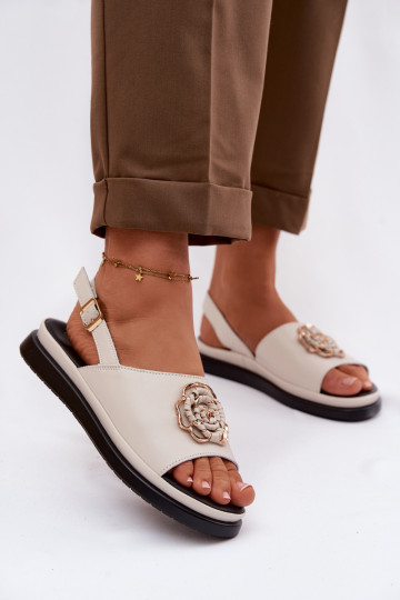 Dames sandalen met mooie details D&A GR61-5937 zandkleur 2
