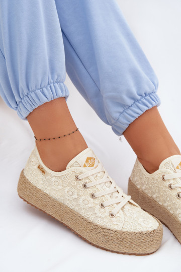 met kantmotieven vrijetijdsschoenen espadrilles met platform Lee Cooper LCIN-26-31-4328 beige