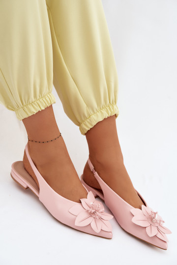 Dames roze sandalen met brede hakken en decoratieve bloem Telivette