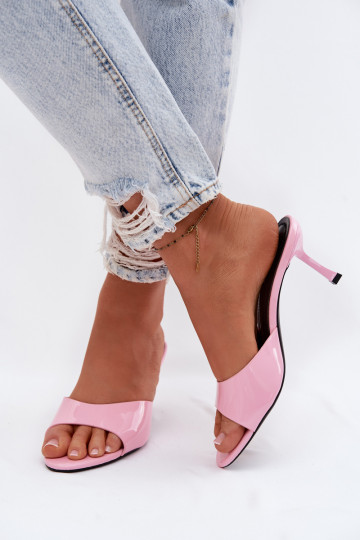 Gepolijste kunstleren slippers met dunne hakjes in roze kleur Melissea 2