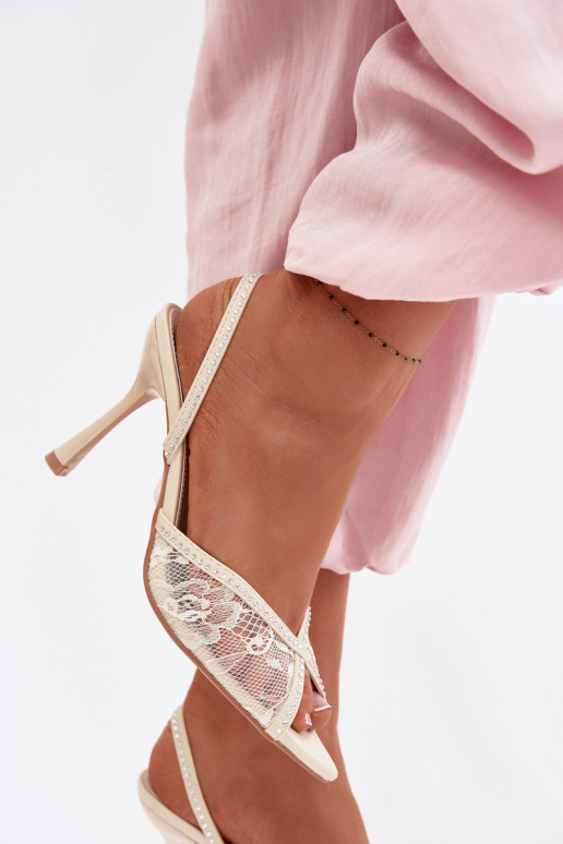Dames sandalen met dunne hakken met kant I Zdobieniem beige Melivelle