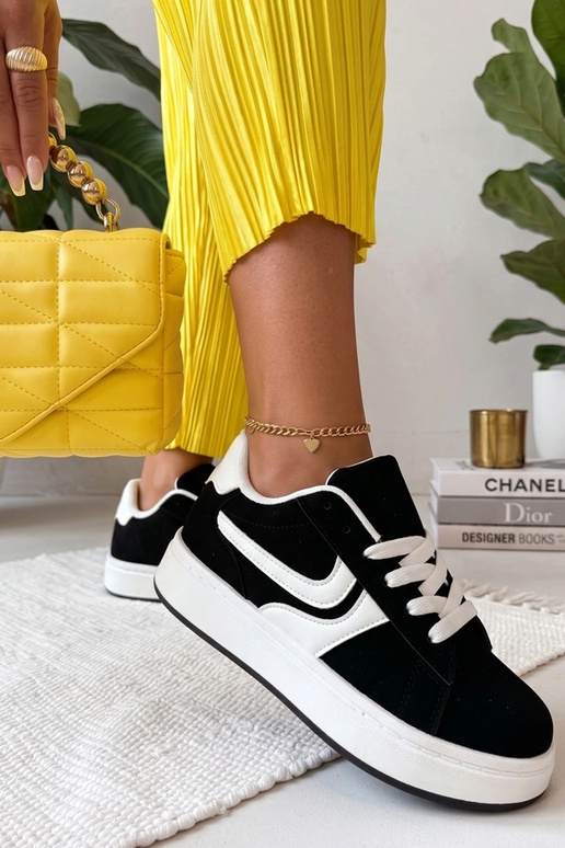 Zwarte sneakers met platform Wilhelmina