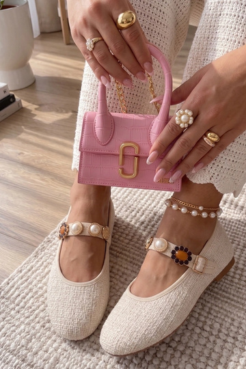 Zandkleurige ballerina's... 2