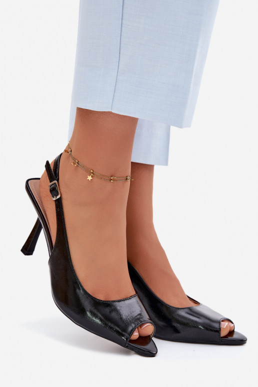 Dames sandalen met dunne hakjes in zwarte kleur Sevina