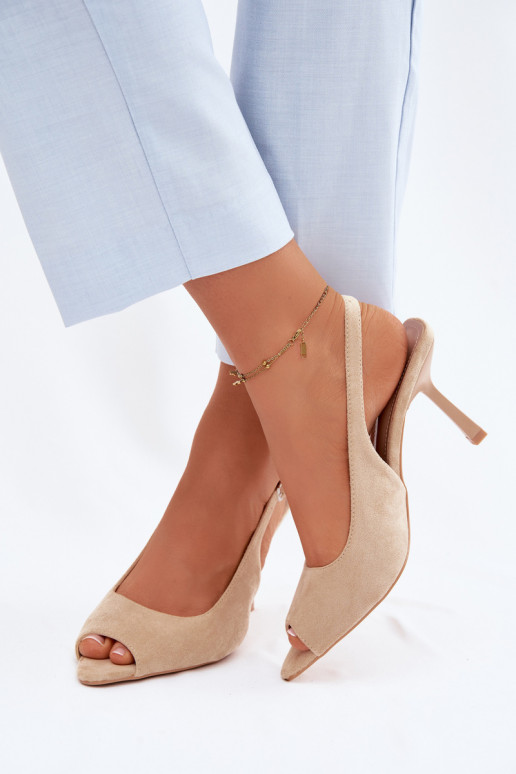 Dames sandalen met dunne hakjes van kunstsuède in zandkleur Sevina