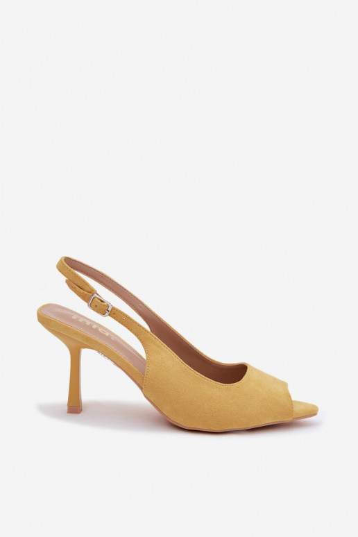 Dames sandalen met dunne hakjes van kunstsuède in gele kleur Sevina