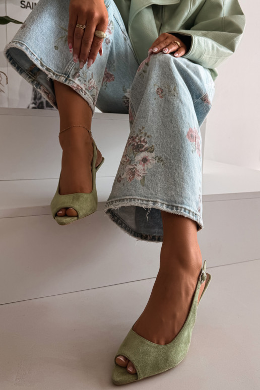 Dames sandalen met dunne hakjes van kunstsuède in groene kleur Sevina