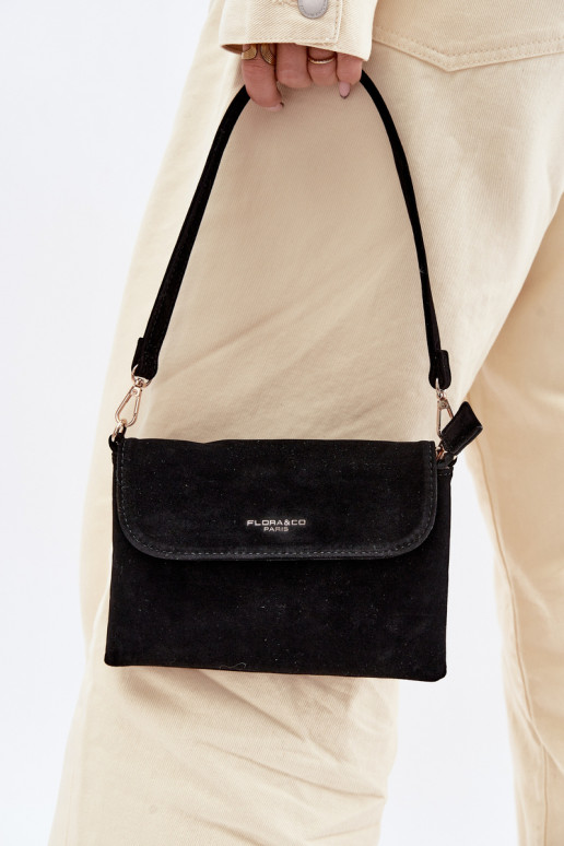 Een kleine handtasvan eco-suèdeu zInart Lucelle