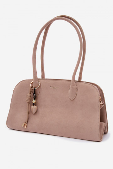 Violette tas met sleutelhanger en gespen in kunstsuède licht zandkleur 2