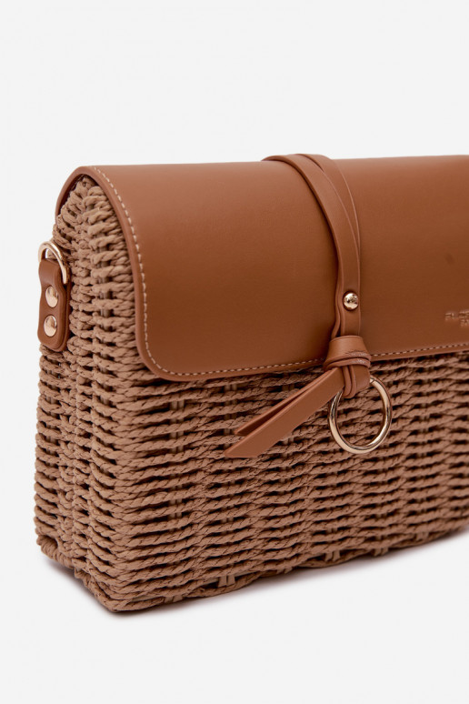 Oppervlak Een kleine handtas met kettingen Bruin Renara