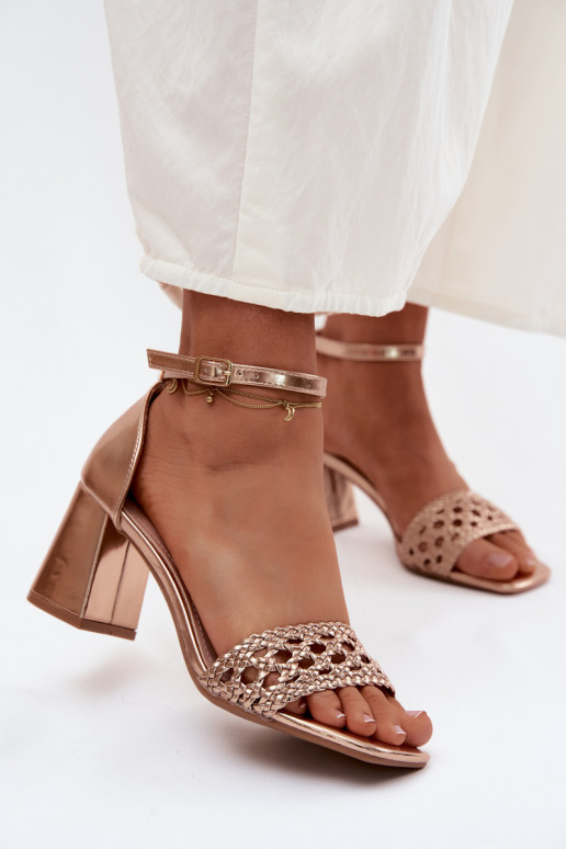 Champagne kleurige dames hoge hakken sandalen met vlechten Felena