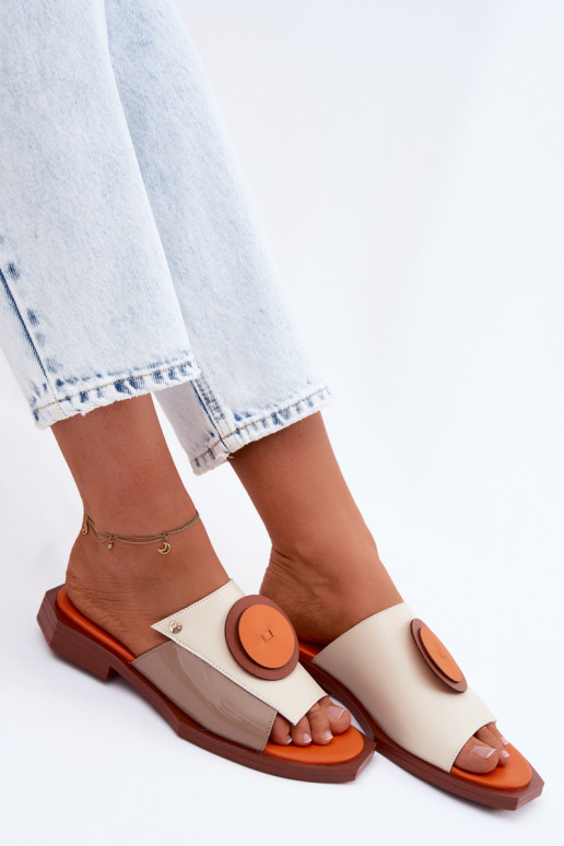 Leren dames slippers in zand en oranje met geometrisch ontwerp Tai turiciejka K7479-18