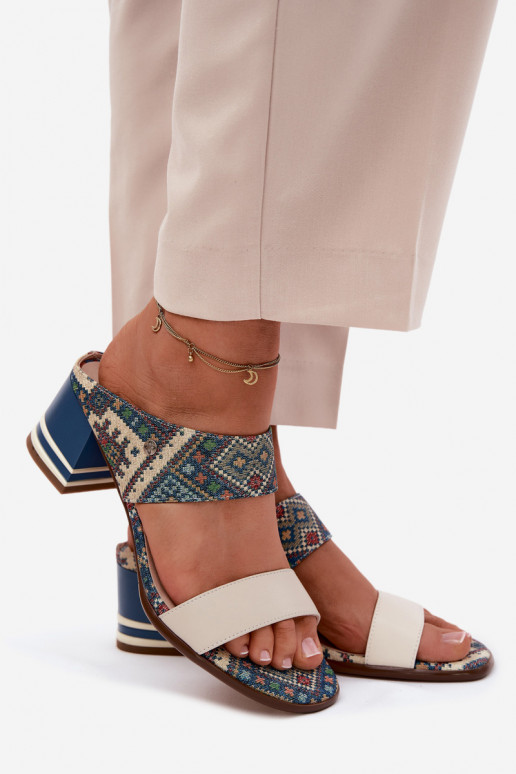 Leren dames slippers in zand en blauw met patroon en hak Tai turiciejka K7522-04