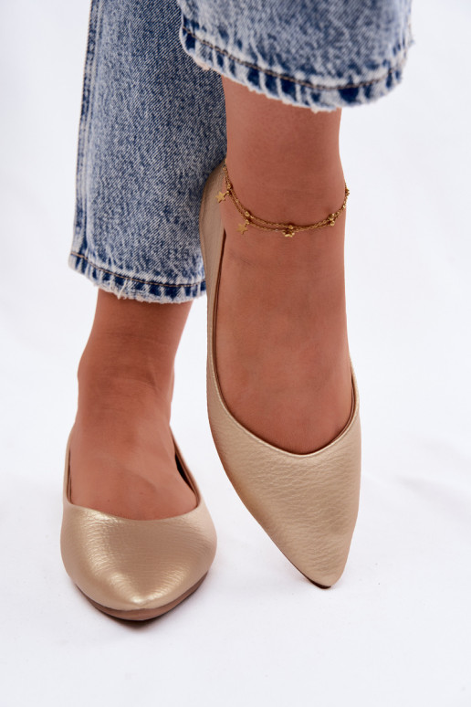 Ballerina's van kunstleer in goudkleur Nelisa