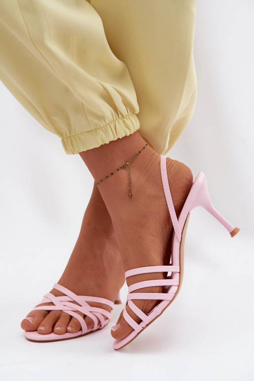 Roze sandalen met dun hakje en bandjes Velivelle