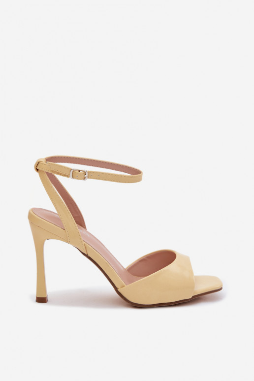 Gele sandalen met dun hakje van faux leather Olissey