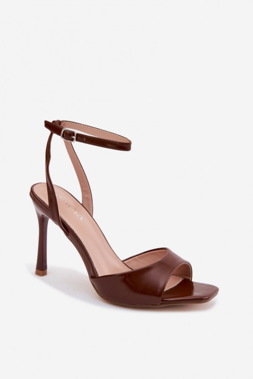 Bruine sandalen met dun hakje van faux leather Olissey