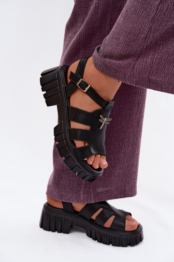 Dames sandalen op platform met gespen Vinceza 79627, zwarte kleur