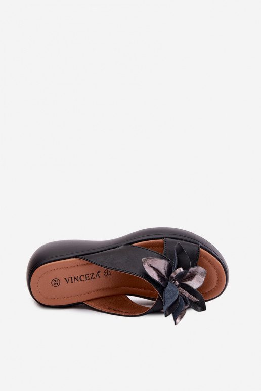 Leren platformsandalen met decoratieve bloemen Vinceza 41511, zwarte kleur