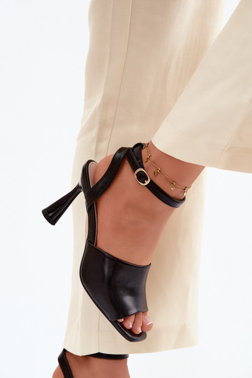 Zwarte dames sandalen met hak Vinceza 62297
