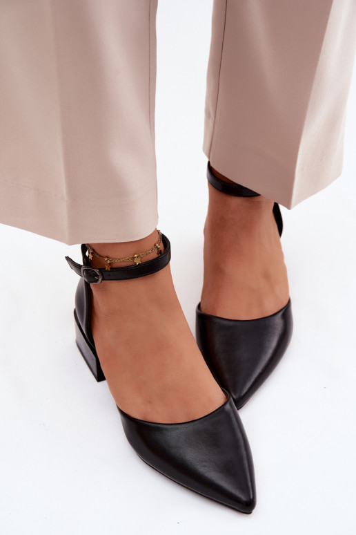 Zwarte schoenen met hak en bandje Vinceza 62278