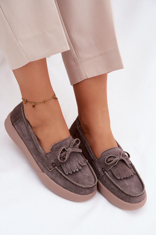 Dames mocassins van faux suede met strikken en franjes Vinceza 93223 in bruin