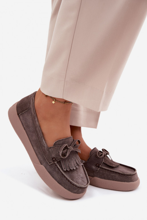 Dames mocassins van faux suede met strikken en franjes Vinceza 93223 in bruin