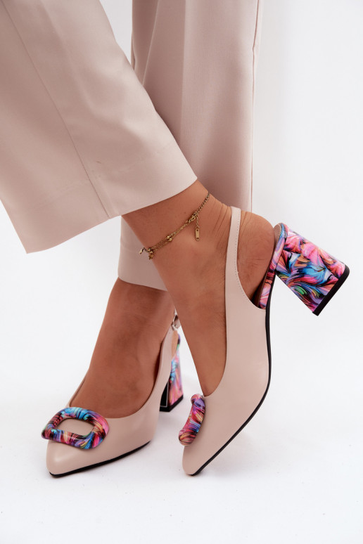 Damessandalen met hoge hakkenDekoracyjną met gespen Vinceza 62289 beige