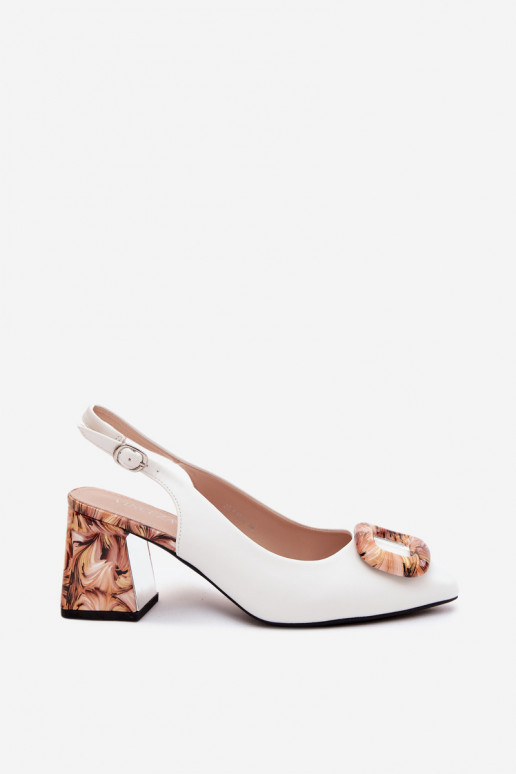 Witte dames sandalen met hoge hak en decoratieve gesp Vinceza 62289