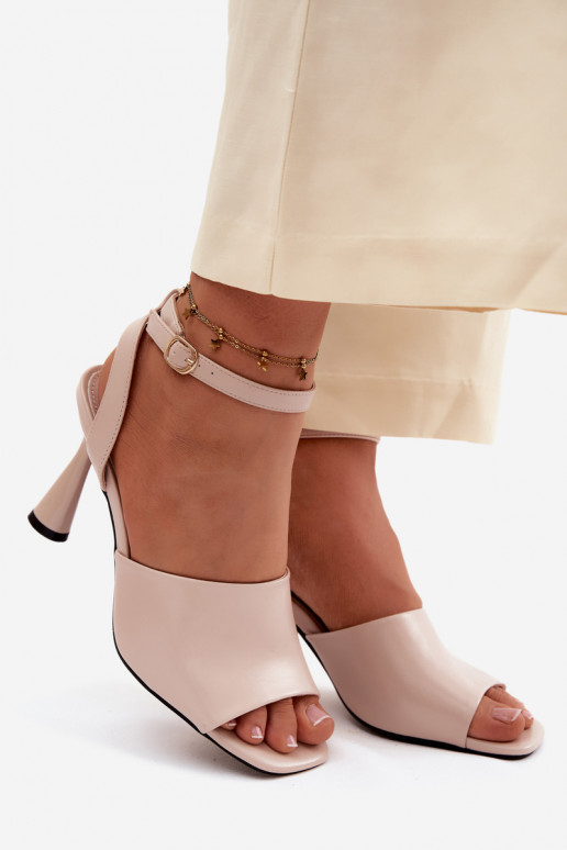Beige dames sandalen met kleine hakken Vinceza 62297