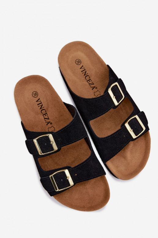 Zwarte faux suede slippers met platform en gespen Vinceza 102657