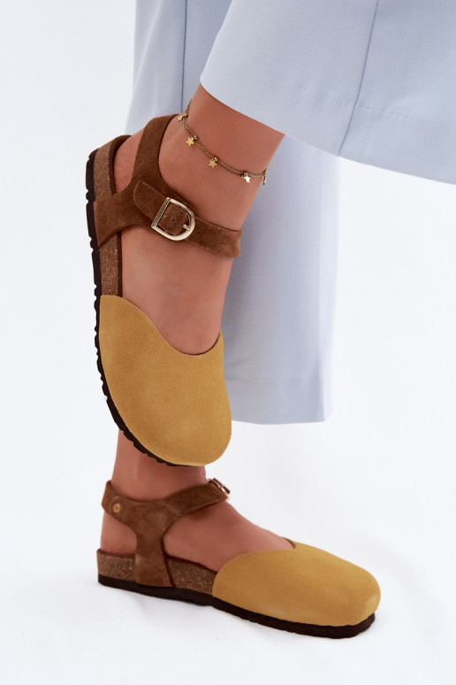 Leren suède sandalen met gesloten neuzen Tai turiciejka H7365-07 geel
