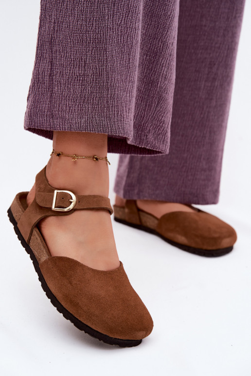 Leer Suède damessandalenZakrytymi Palcami Het heeftciejka H7365-02 bruine kleur