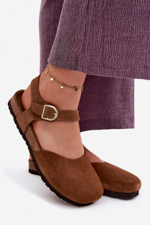 Leer Suède damessandalenZakrytymi Palcami Het heeftciejka H7365-02 bruine kleur