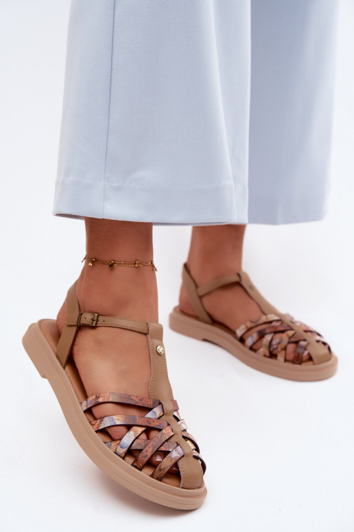 Leren platte sandalen voor vrouwen met bandjes in zandkleur