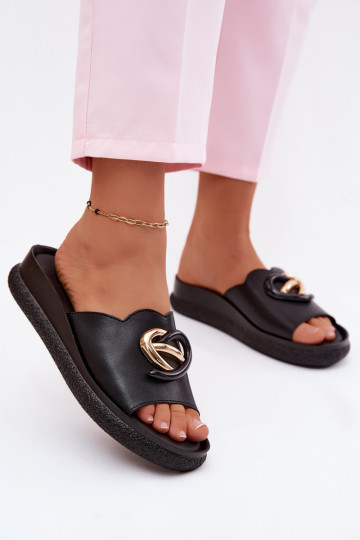 Leren slippers met decoratieve details in zwart 2