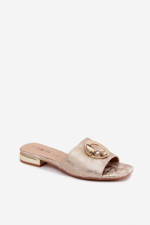 Damespantoffels met brede hakken met ornamenten KV61-6025 gouden kleur