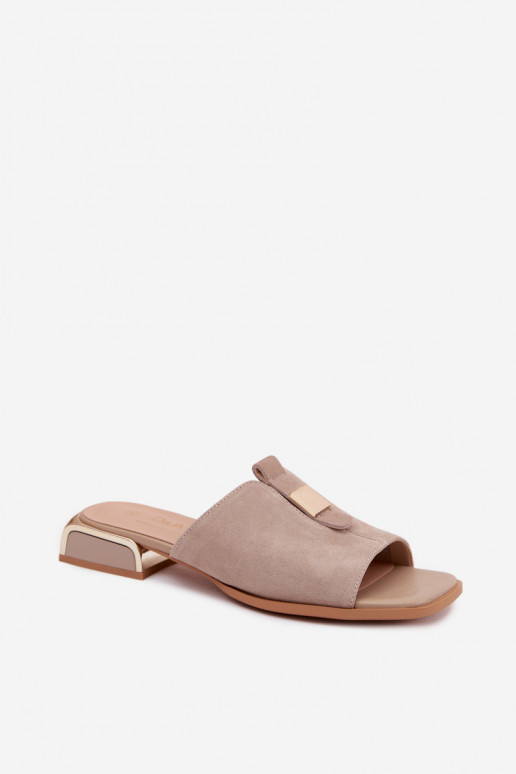 Elegante suède slippers D&A JC61-1002 zandkleur