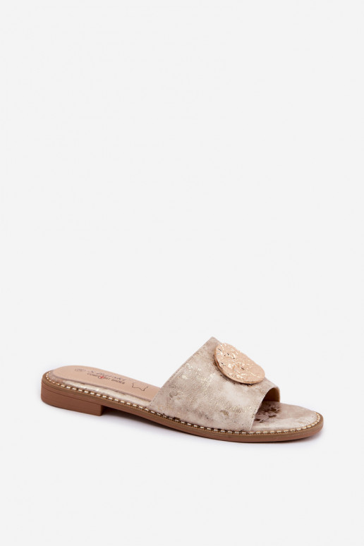 Dames slippers met decoratieve details en brede hakken KV61-6034 goudkleurig
