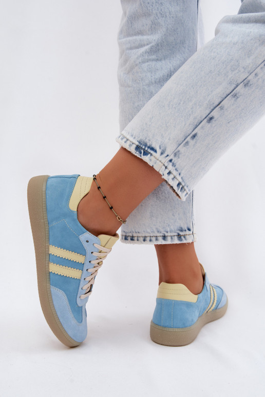 Lichtblauwe suède sneakers Zazoo N1068