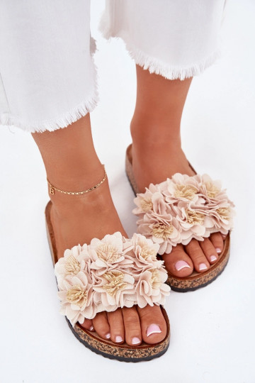 Dames zandkleurige slippers op kurken zool met decoratieve bloemmotieven Seleneza 2