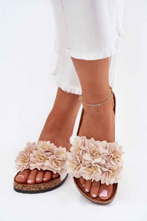 Dames zandkleurige slippers op kurken zool met decoratieve bloemmotieven Seleneza