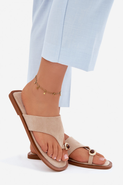 Dames slippers met decoratieve details zandkleurig Fedira
