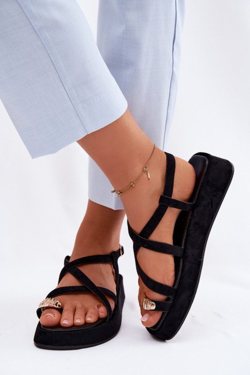 Sandalen met platform en gouden details in zwarte kleur Olmira