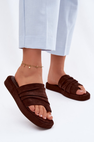 Bruine dames slippers met ruches Gelmira 2