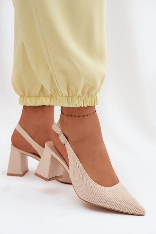 Zandkleurige sandalen met hakken Elissea