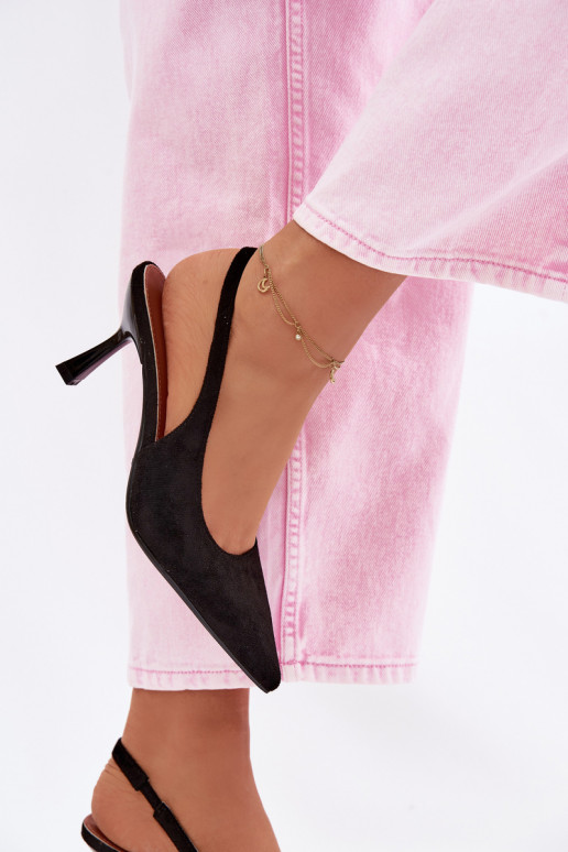 Zwarte sandalen met dunne hakken van faux suede Saria