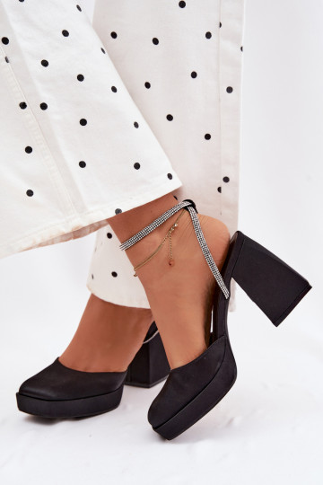 Zwarte sandalen op chunky hakken met glinsterende studs Seraphina 2