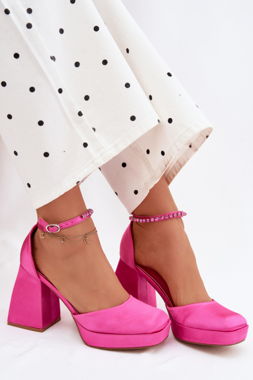Roze sandalen met hak en satijnen afwerking Calistae