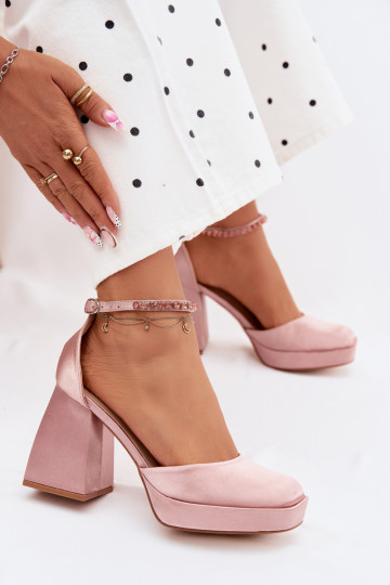 Champagne sandalen met hak en satijnen afwerking Calistae